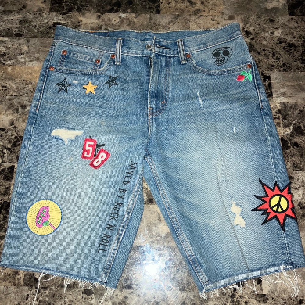 Levi’s Patch Jean Shorts